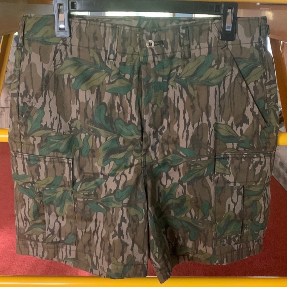 Duxbak Camo shorts 34W